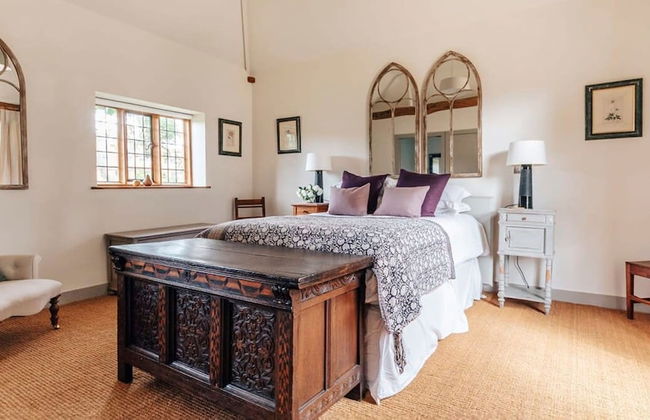 Lavish Tudor Estate Gardens - Sleeps 25 - Foto 58