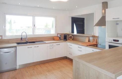 Cozy Home In Ginestas With Wifi - Foto 7