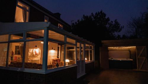 Hot Tub Pet Friendly Luxury Cosy Cottage, Near Withernsea and Patrington - Foto 3