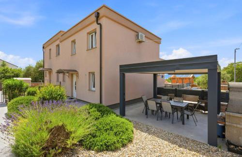 Holiday house "Sabine pink" with heated pool - Photo 19