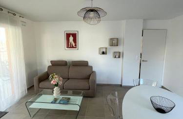 Appartement 2 chambres en rez de jardin avec piscine - Foto 2