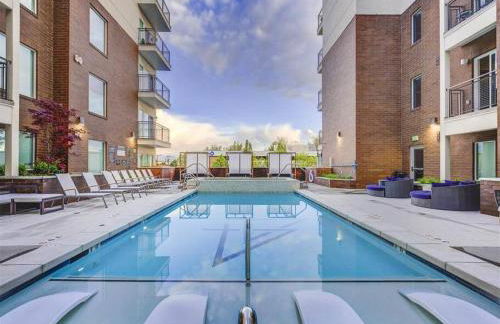 Penthouse Apt - PoolGymHotTubPkg - View! - Foto 26