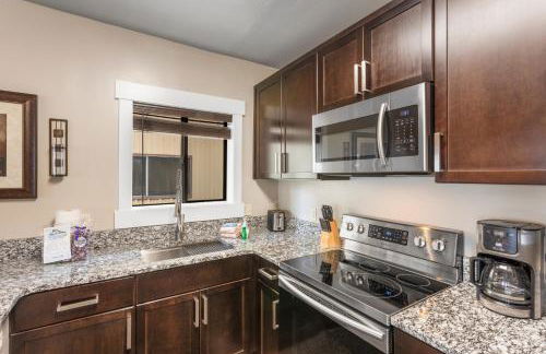 The Yellowstone Hideaway Unit A Cozy 1-Bedroom Yellowstone Hideaway, 1 Minute from Yellowstone Park! - Foto 28