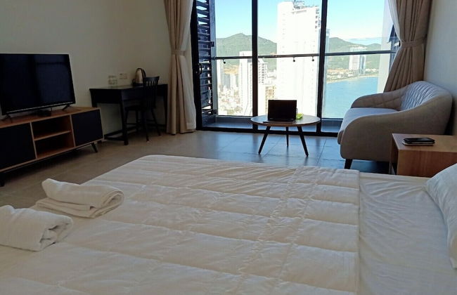 Luxury Scenia Bay Apartment with Seaview - Foto 7