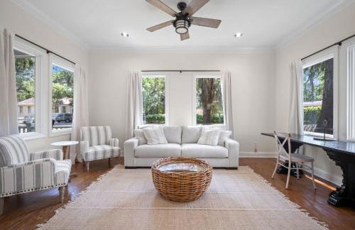 New Listing - Historical Home in Mossy Oaks - Foto 5