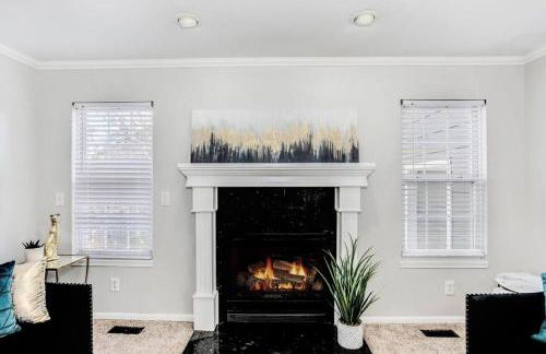 WOW! Spacious Retreat & amazing yard 2400+4bd/3bth - Foto 11