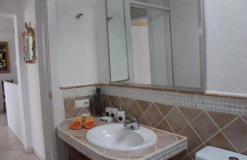 Villa Niki mit beheiztem Gemeinschaftspool für 2 Appartments - Photo 20