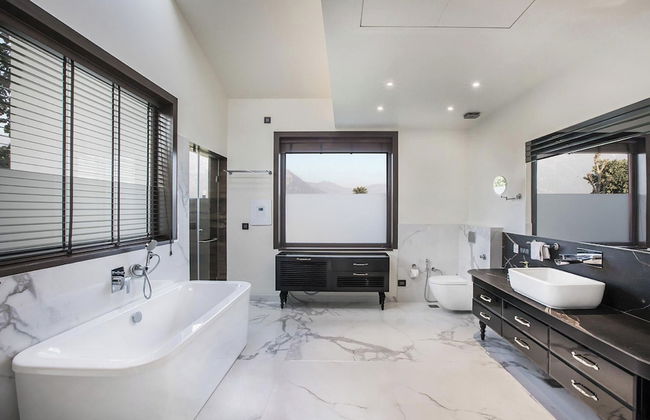 A Majestic and Luxurious Villa Overlooking the Ganges - Foto 8