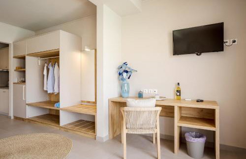 Sarpidon Suites - Photo 106