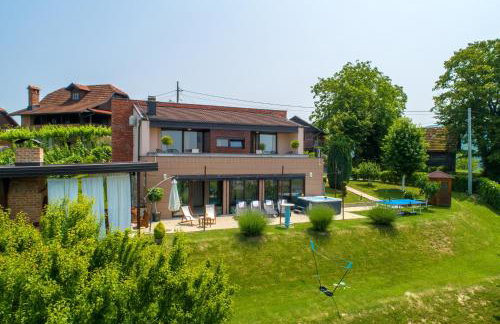 DIVINUS HOLIDAY HOUSE - Foto 2