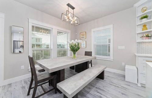 Heated Pool & Spa! Close To The Beach! - Photo 8