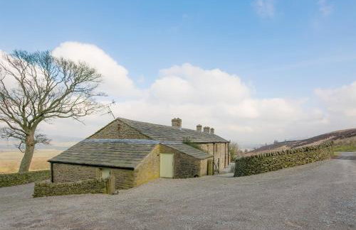 Moor Tops by Birch Stays - Photo 20