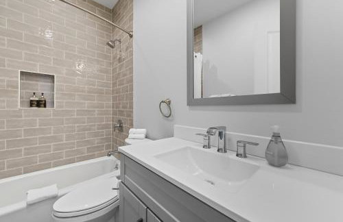 Bright Modern 3Bed 2,5Bath Evanston Home withParking home - Foto 4