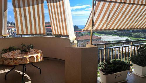 Appartamento - terrazzo vivibile vista mare, wi-fi e box gratuiti - Foto 2