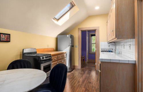 Charming 5 BD Victorian House by Beach Boardwalk - Foto 32