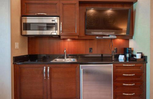 No Resort Fee Strip View Balcony+ Valet Parking - Foto 18