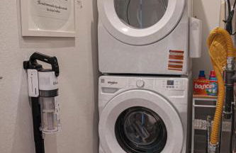 Brand New, Cozy & Modern Condo - Dogs Welcome - Foto 19