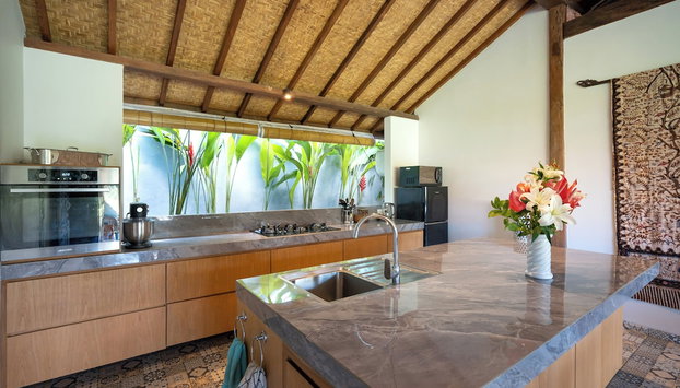 Villa Kelapa di Sawah - Foto 4, Cocina privada