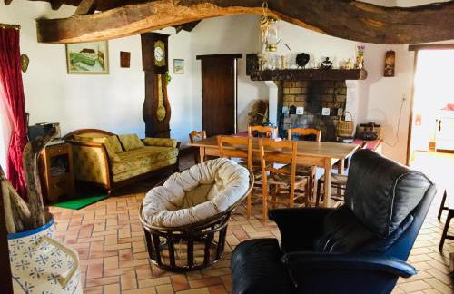 Charmante Bourrine avec Jardin Clôturé, à 3km de la Plage, Animaux Admis - FR-1-777-10 - Foto 4