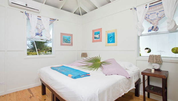 Cayo Loco Getaway: Private Beachfront Haven - Foto 2, Habitación