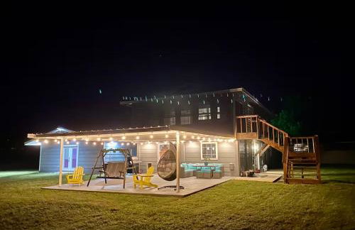 Cedar creek lake front home with Gorgeous Sunset - Foto 26