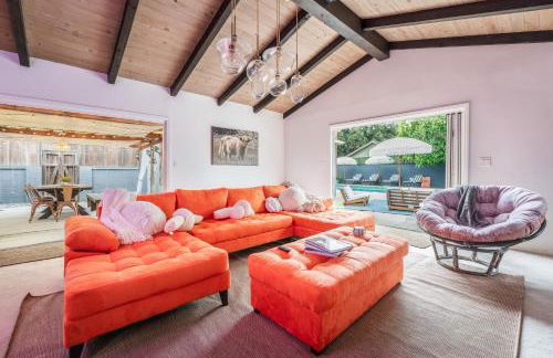 Angel&Rose Universal Hollywood Heated Pool House King Bed - Foto 9