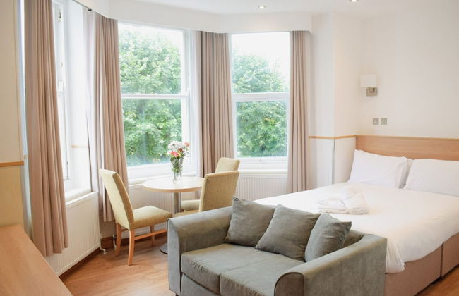 Osborne Apartments - Photo 1