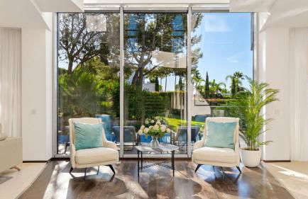 VACATION MARBELLA I Villa Finesse, Luxury Villa, Golden Mile, Swimming-pools, Sauna, Spa, Gym, Minutes from Golfs and Beaches - Foto 54