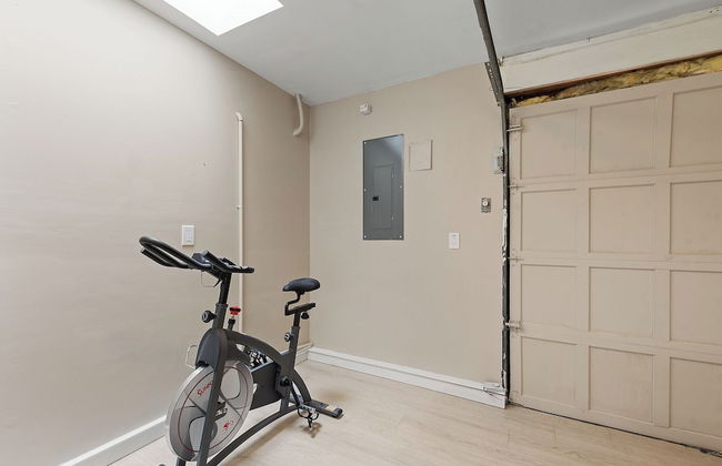 Joyful Kirkland Home, Near Beach, Hot Tub & AC - Photo 18