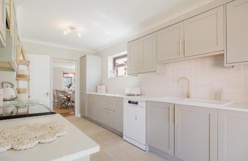 Beautiful 4 Bedroom Cotswolds Home near Woodstock! - Foto 7