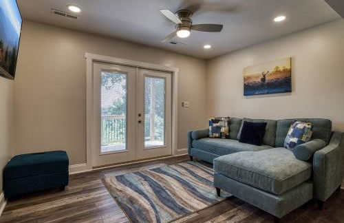 Broadview, River, Golf Course, Games, free Attraction Tickets, WIFI!!! - Foto 22