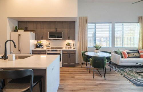 Phoenix Stay , Near Mayo Clinic & Shopping, Pool & Parking- S134 - Foto 8