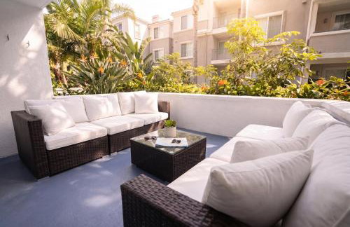 Modern 1 & 2 Bedroom Apartments Near Venice & MDR with Pool Gym & Cinema - Foto 46