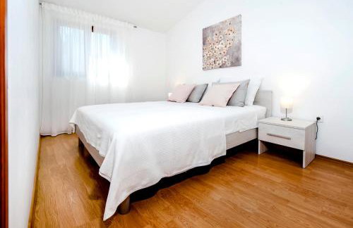 Charming House Nino with a fenced yard - Foto 22