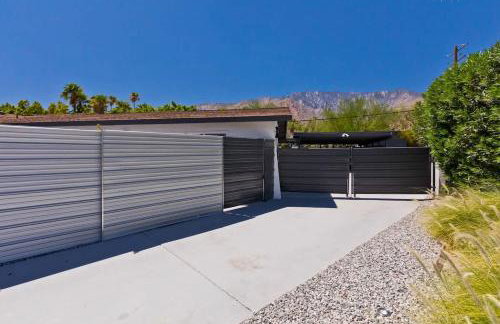 Quintessential Family Palm Springs Salt Pool Spa Casita - Foto 76