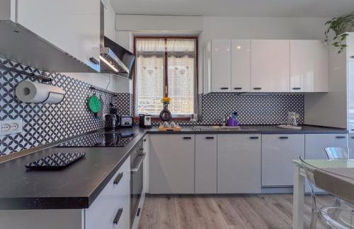 Vittorio Veneto - Modern and Central by Host Hero - Foto 11