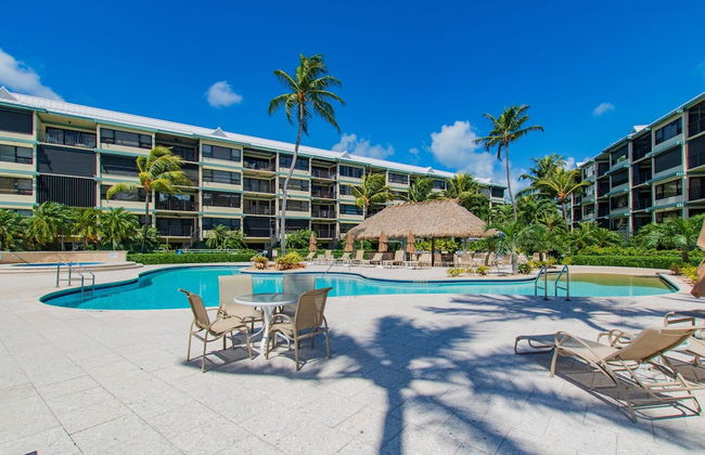 This Condo Is Located In One Of Islamorada's Most Prestigious Condo Complexes. 2 Bedroom Condo by RedAwning - Foto 27
