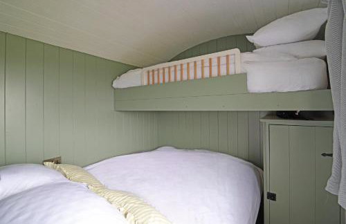 Charming Hut with Outdoor Bath & Decking Sea Views - Foto 2