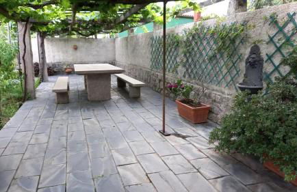 Charming House in Parada with Large Garden - Foto 43