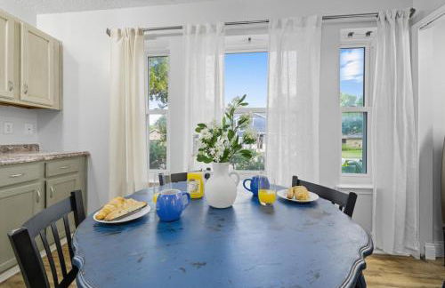 Luxe Family Escape with Games Hot Tub and Yard - Foto 22