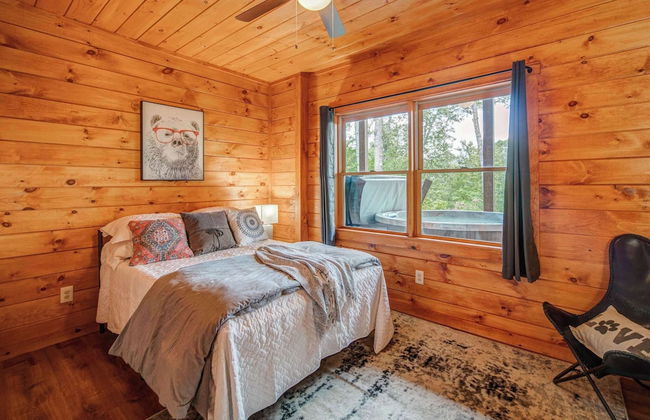 Gorgeous & Secluded 3 BDR Cabin in Mineral Bluff! - Foto 2