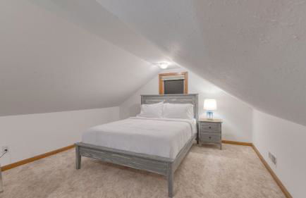 Bay Estate Luxe Waterfront Home w/ Private Pier, Main+guest House, Bay Views - Foto 76