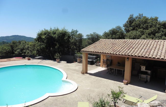 Pretty, Spacious Holiday Home With Private Pool - Foto 13