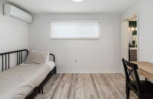 Downtown La Mesa gem - Photo 20