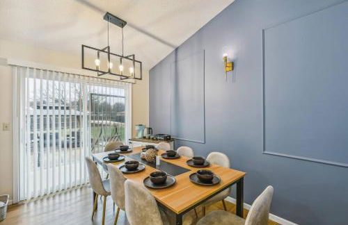 Kings, 75" TV & Backyard Fun - NearWesley - Foto 24