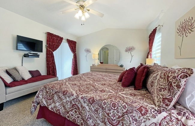 Greatest Grove 4 Bedroom Home by RedAwning - Photo 3