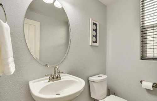 7 Mi to Dwtn Portland - Home with Patio! - Foto 12