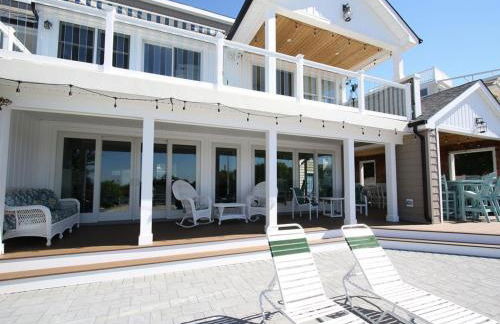 Hi Speed Wifi, Pets Considered, Bayfront, Bay Views, Beach Badges, Private Yard, Decking,, Outdoor Shower, - Foto 16