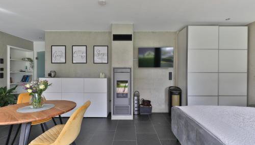 Modernes Studio-Apartment - Gartenblick - Foto 3, wardrobe