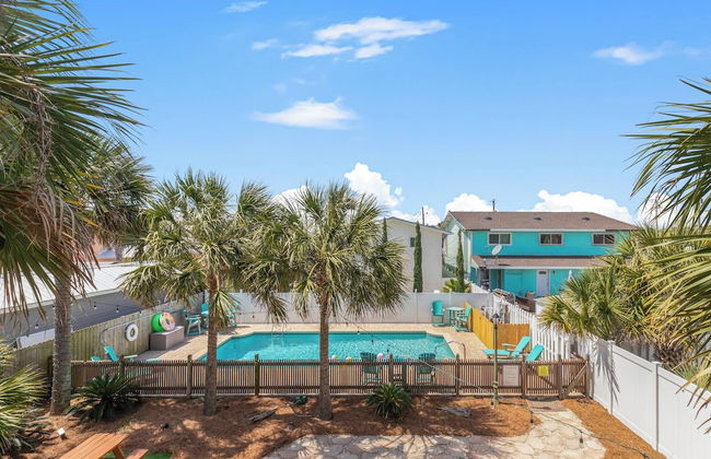 Lazy Beach - Photo 24